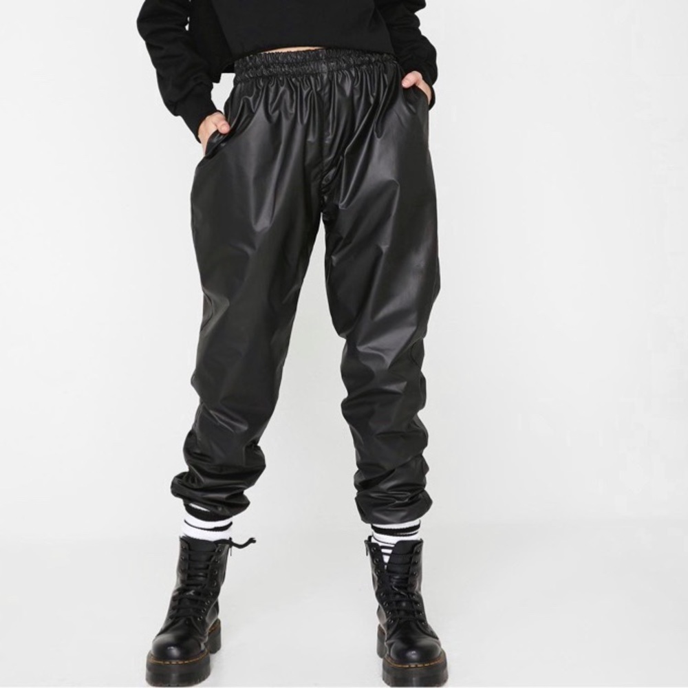 MY MUM MADE IT black water resistant joggers